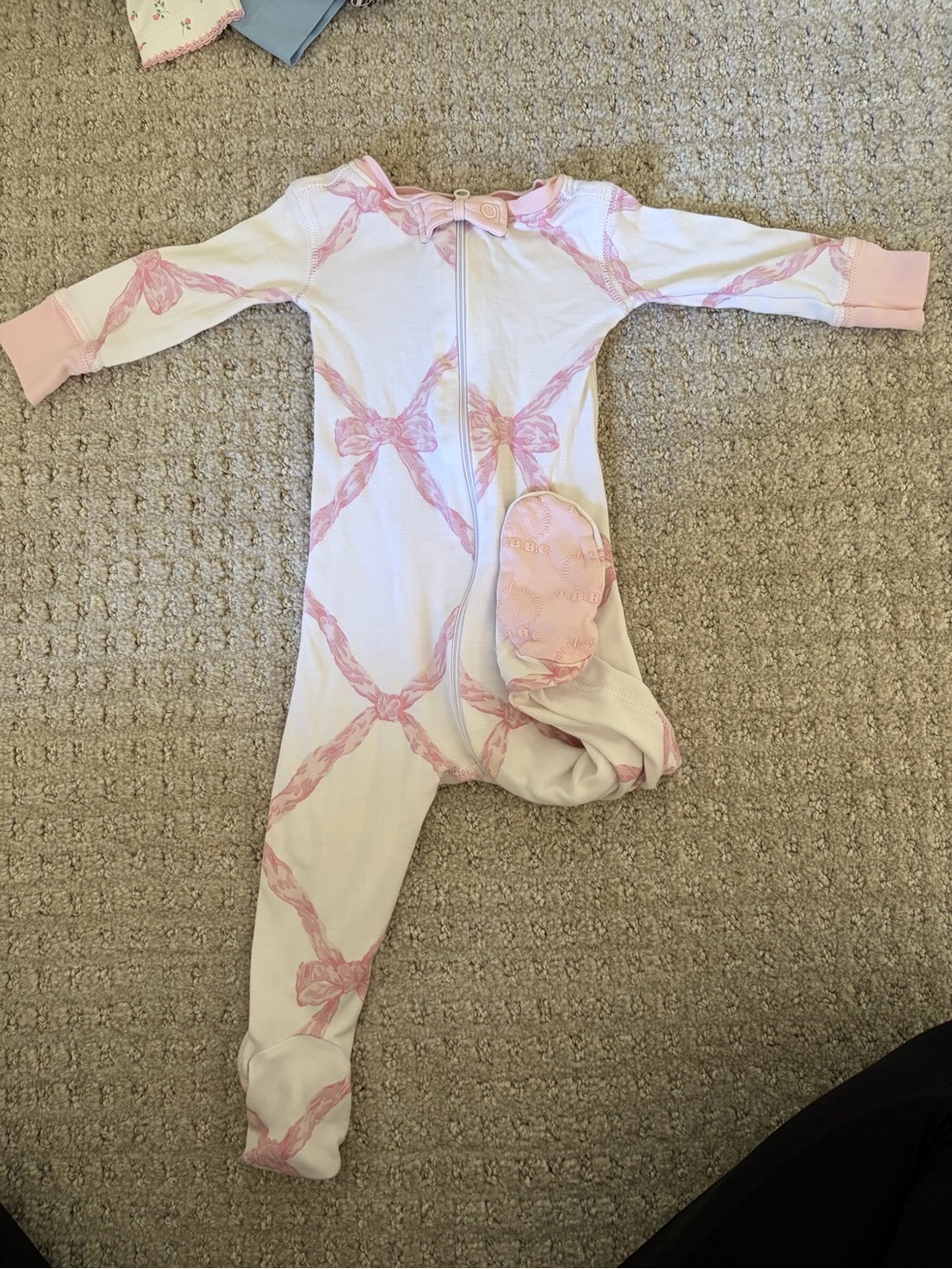 🎀 The Beaufort Bonnet Company White Footed One-Piece with Pink Bow Print